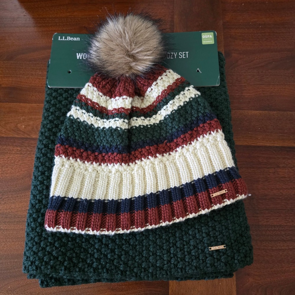 LL Bean Women Wicked Cozy Set Emerald Spruce Green Knit Scarf Pom Beanie OSFA